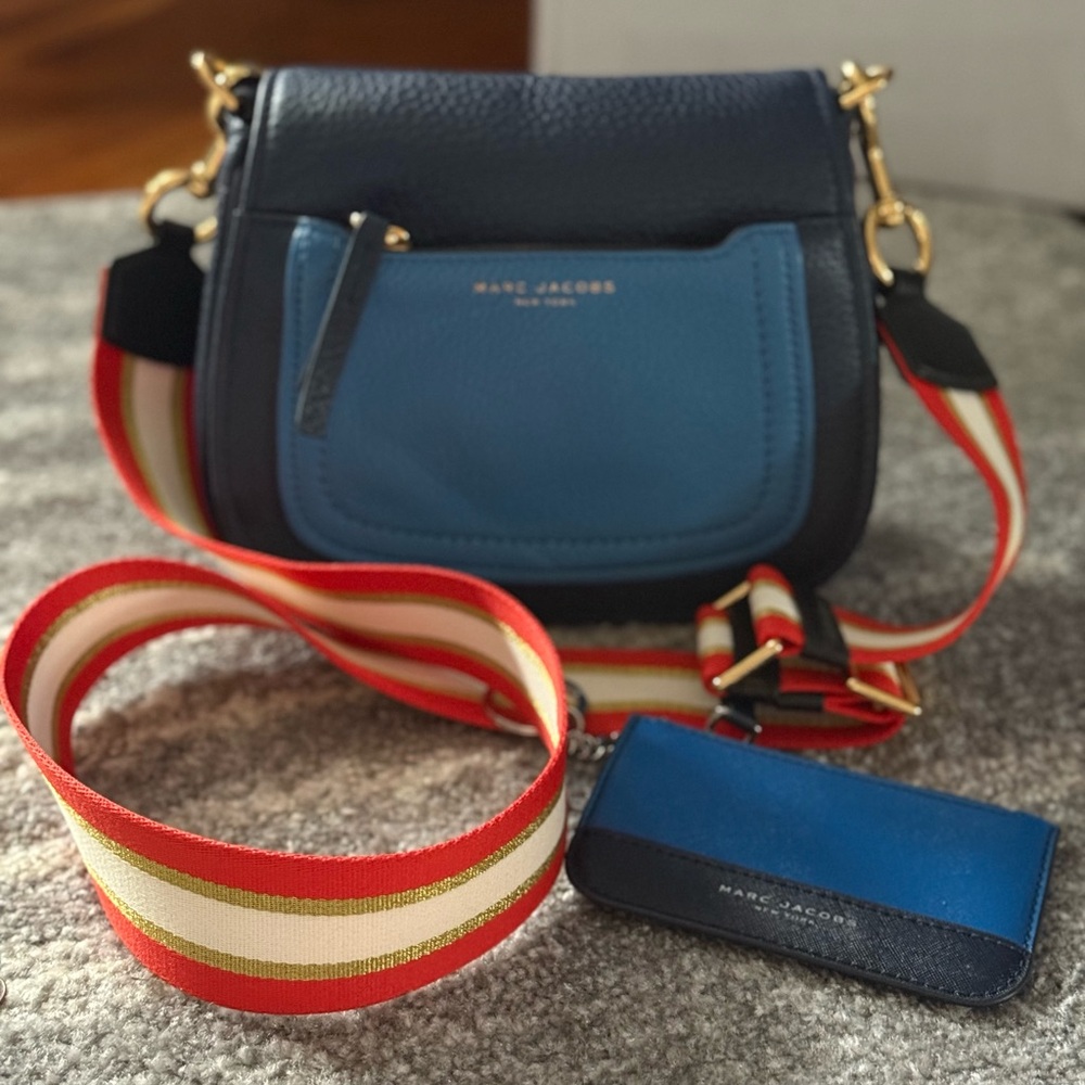 Marc Jacobs New York women bag+ bonus wallet card new.